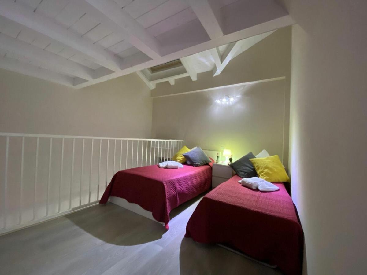 Bnb Archimede Catania Bagian luar foto