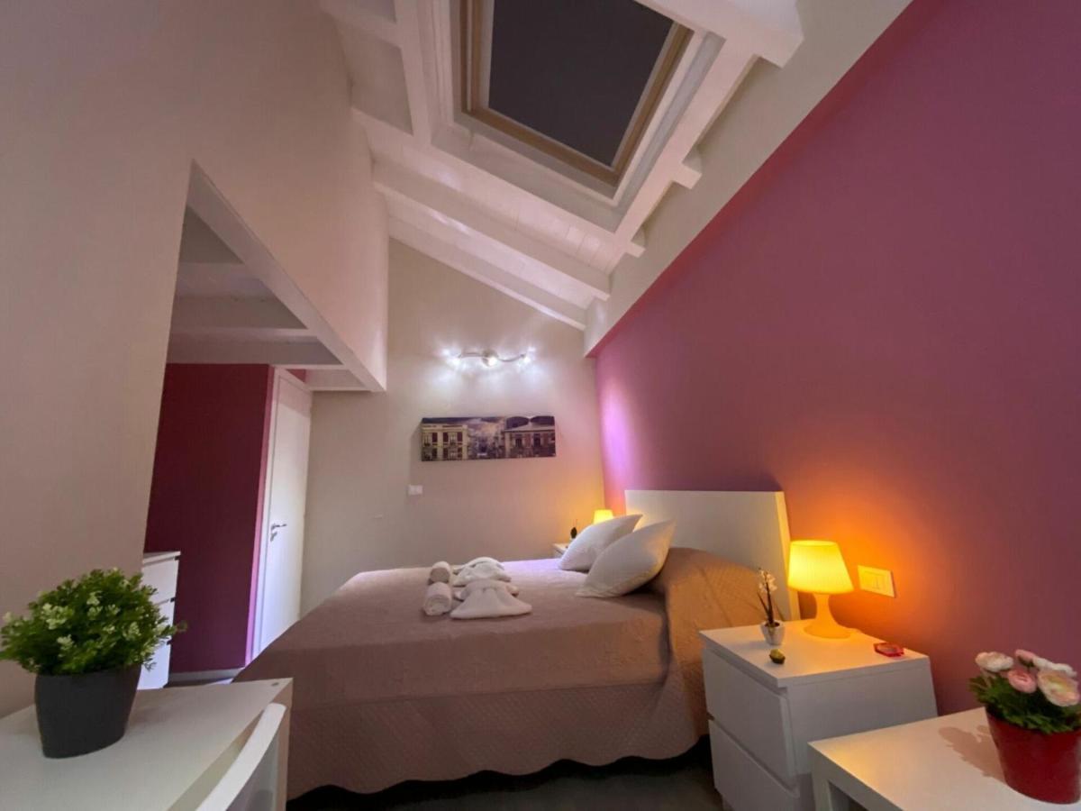 Bnb Archimede Catania Bagian luar foto