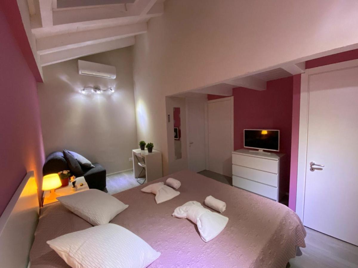 Bnb Archimede Catania Bagian luar foto